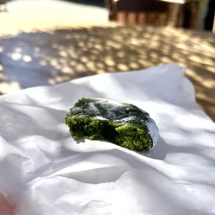 Matcha crinkle cookie