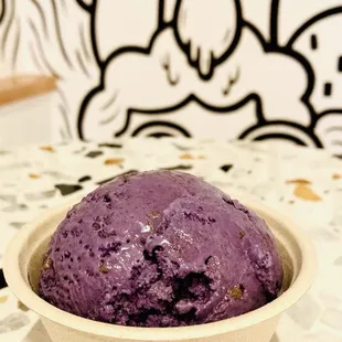 Ube Pandesal Toffee
