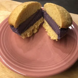 (D) Ube Pandesal Toffee - Pint