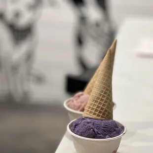 Ube + pandesal toffee &amp; strawberry oat crumble