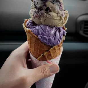 Earl Grey  ube pandesal