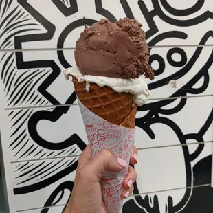 Double chocolate + honey jasmine sable