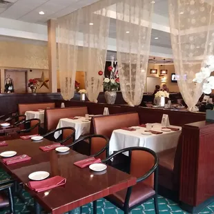 Plenty of comfortable seating.
