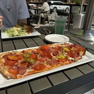 Meat pizza wasn't bad