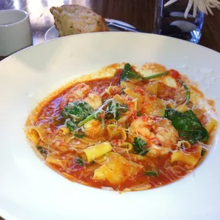 Spicy Shrimp Pasta Pomodoro