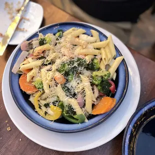 Shrimp and Scallop Primavera