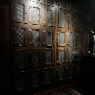 a dark room with a bunch of doors