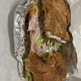 a ham and lettuce sandwich