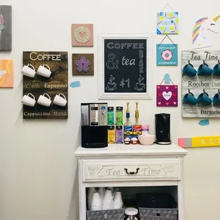 Coffee &amp; Tea Bar in the Lobby!