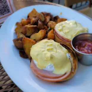 Eggs Benedict