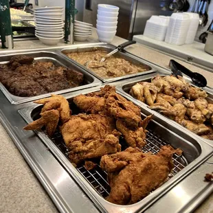 a tray of fried chicken