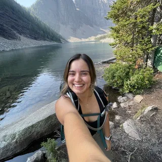 Clarisse L.