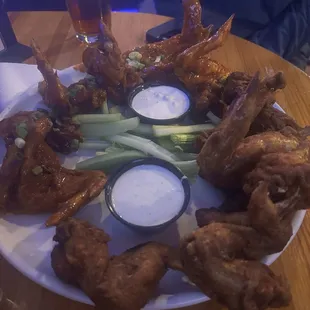 Jumbo wings