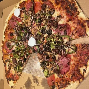 The Steve--look were the topping start.  I ordered regular crust--looks thin to me