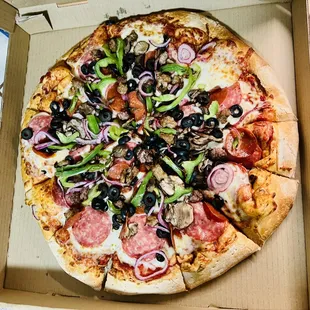 The Steve Family size, regular crust
