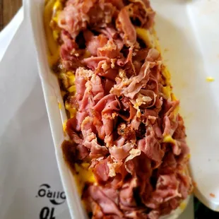 Small chili cheese pastrami fries