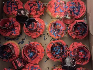 Sprinkle Me With Cakè