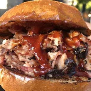 Pulled pork sandwich