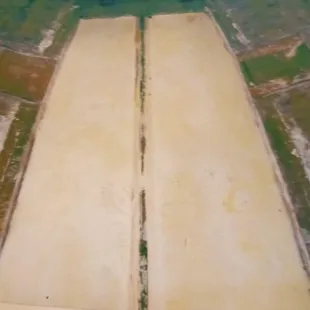 Steve replaced the floor 20 yrs ago......new stringers and foam