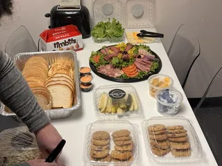 Central Park Deli - Troy