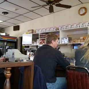 Counter seating