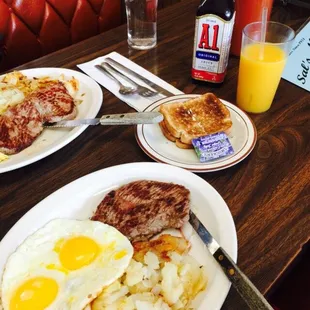 5 oz Steak and Two XL Eggs with Home Fries