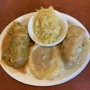 Split City Chicken &amp; Stuffed Cabbage! Outstanding!