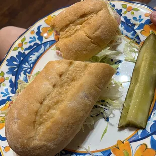 sandwich, dry, not fresh bread