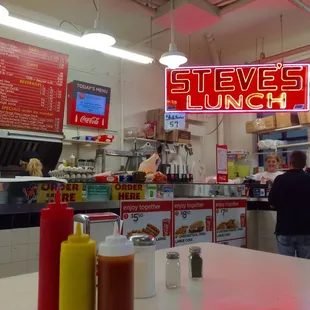 Steve&apos;s Lunch