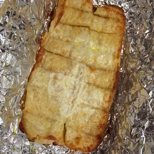 Cheesy garlic bread. Mmmmm