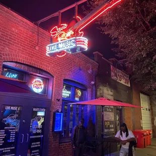 Lively, random outside entrance