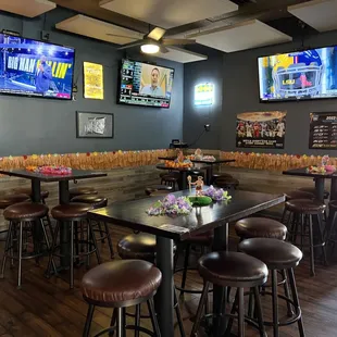 seating and tvs