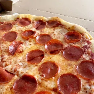 Pepperoni pizza