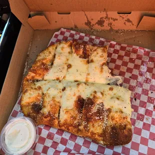 Garlic cheesy bread