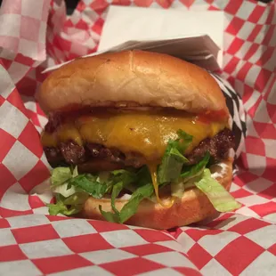 This place is truly a gem. If a ref cheeseburger is this good .. oh my