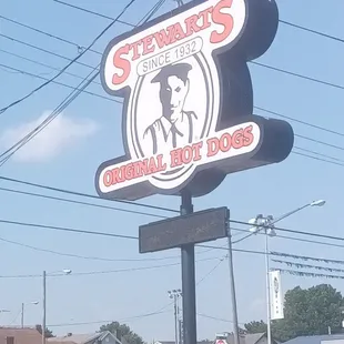 a sign for a restaurant