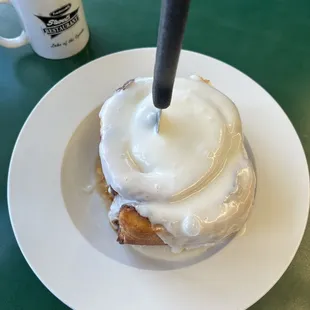 Giant cinnamon roll