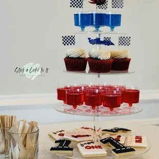 cupcakes and cupcakes