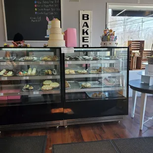 Cupcakes and pies