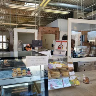 The counter into the kitchen