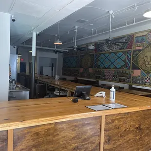 Dark and empty.... Someone finally came from the back but I get spooked easy on food movement.  I left