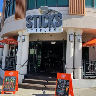 Corner entrance on Water Street.