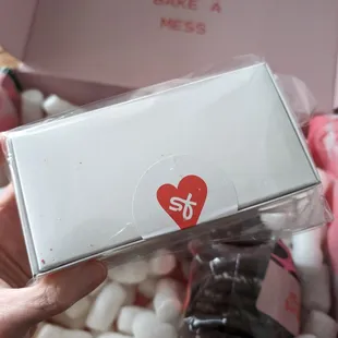 Rainbow Cookies packaging.