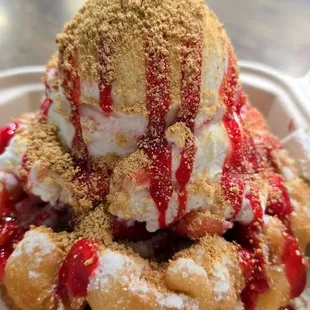 STRAWBERRY CHEESECAKE!