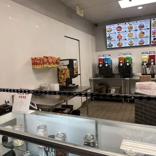 HOT CHEETOS WITH CHEESE