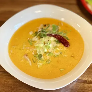 Yellow Curry Chicken Rice Bowl