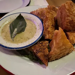 Roti With Green Curry