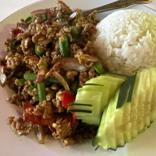 Pad Kra Pow (Spicy Basil Stir Fry)