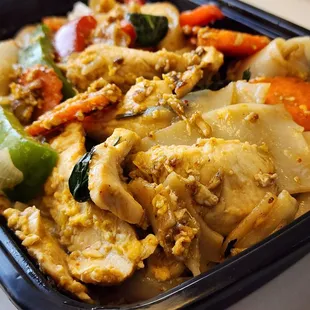 Drunken Noodles with Chicken