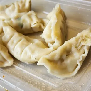 Steamed chicken dumplings